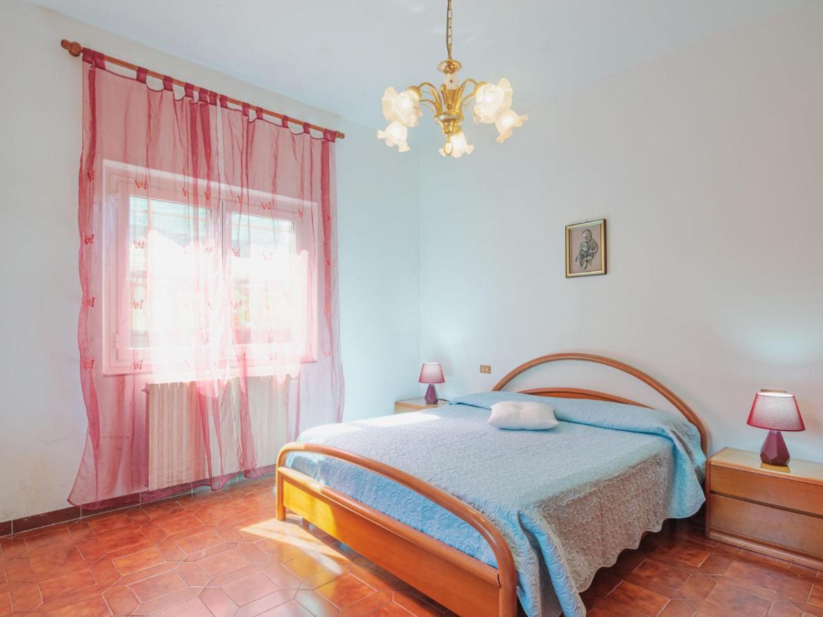 Apartment Emiliano By Interhome Marina di Massa Kültér fotó